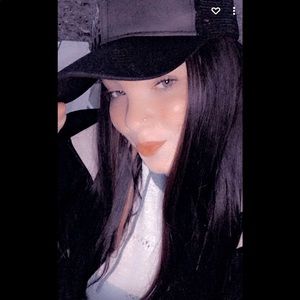 Meet your Posher, Alysia